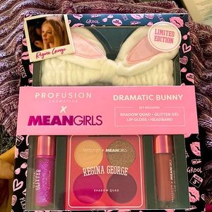 Profusion Mean Girls Regina George 4 piece makeup set limited DRAMATIC BUNNY